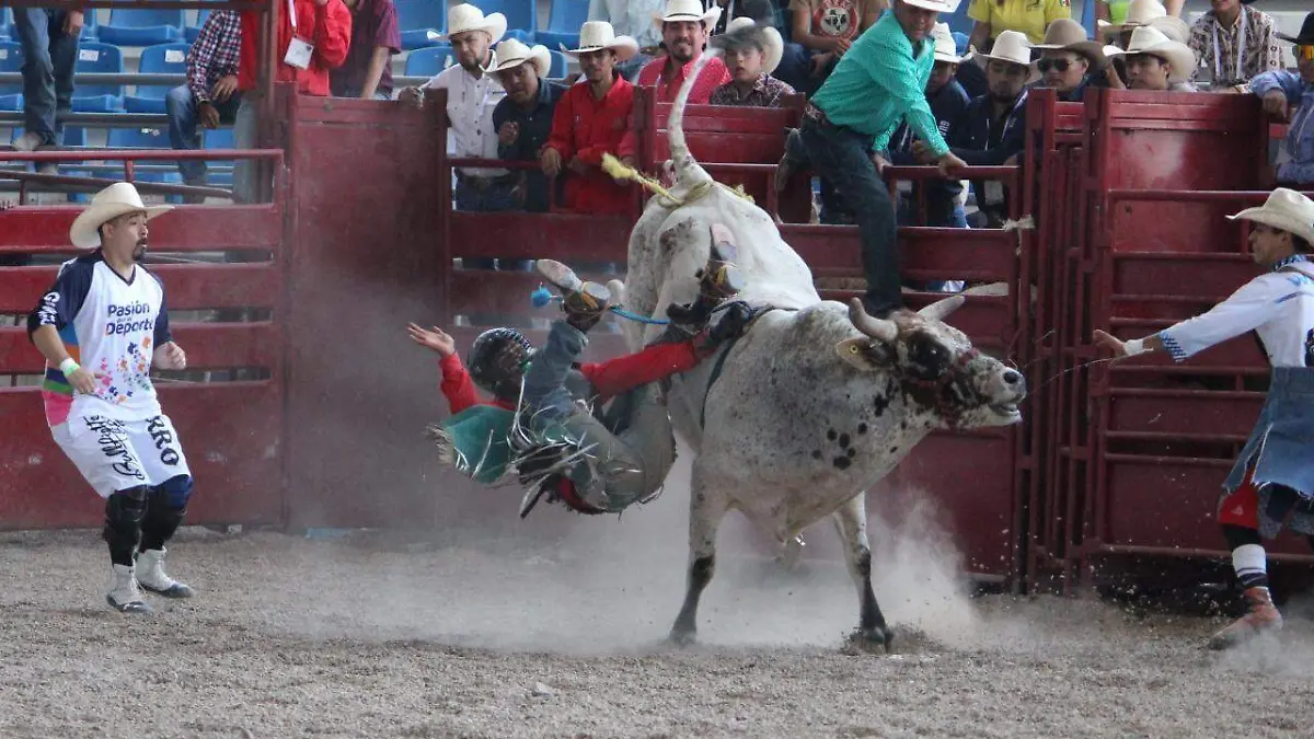 Plata para Durango en rodeo