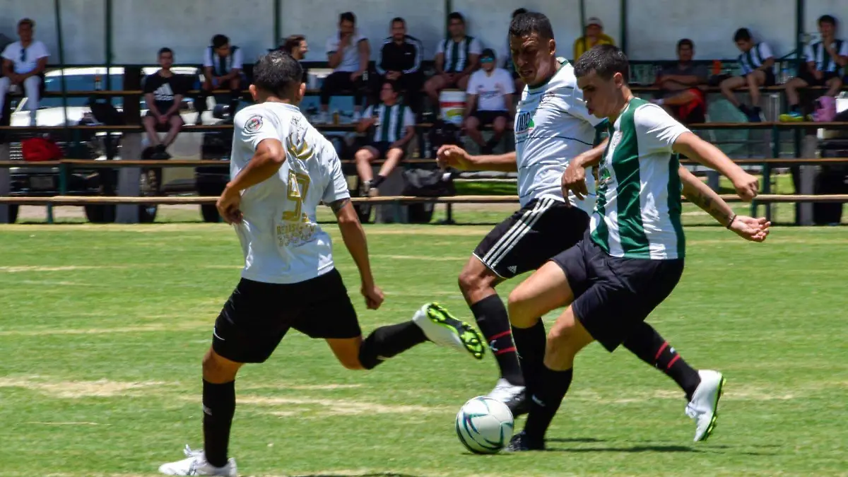 Gorditas Apartado derrota al Atlético Campestre