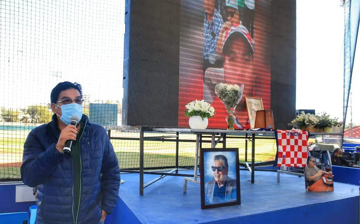 Homenaje a “Chava” González 