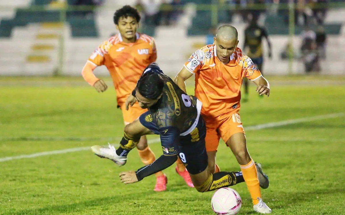 Alacranes de Durango recibe a los Caimanes de Colima