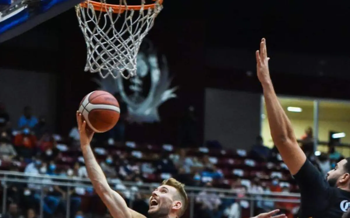 Leñadores de Durango derrota a Panteras de Aguascalientes