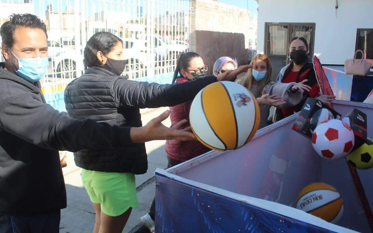 Basquetbolista se solidarizan con el Balón Fest 2021