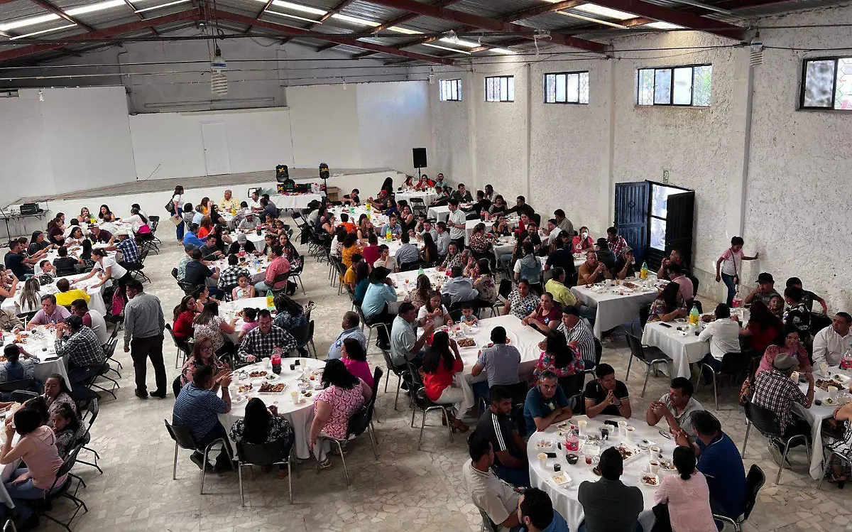 Festejan a los maestros del municipio de Nuevo Ideal, Durango