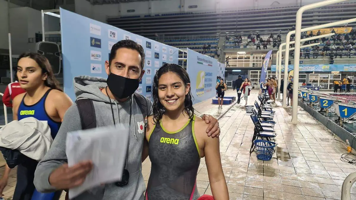 Aleza Martínez terminó en el tercer lugar en los 50 metros de pecho