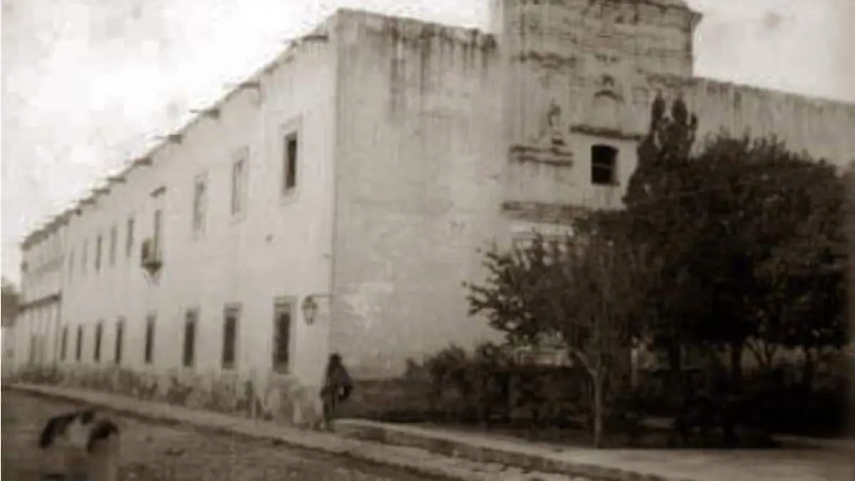 Paseo histórico por facultades de la UJED; así lucían hace décadas