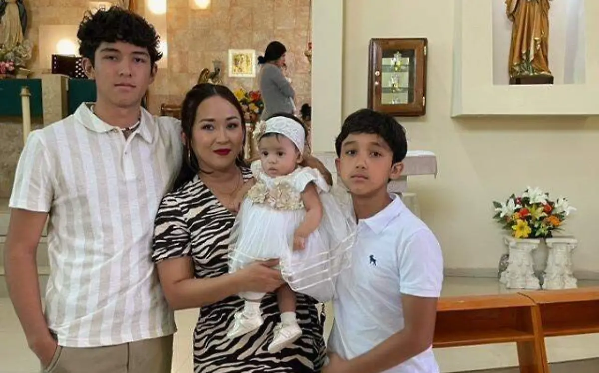 Bautizan a la niña Alejandra Ortega Castro