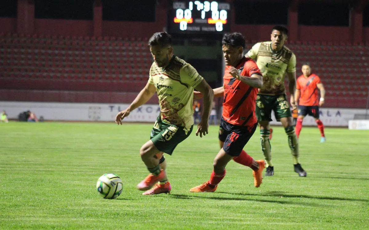 Alacranes de Durango derrota a Coyotes de Tlaxcala