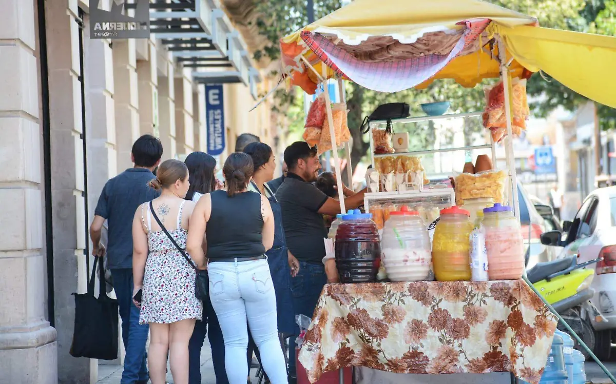 Intensa ola de calor azota a Durango