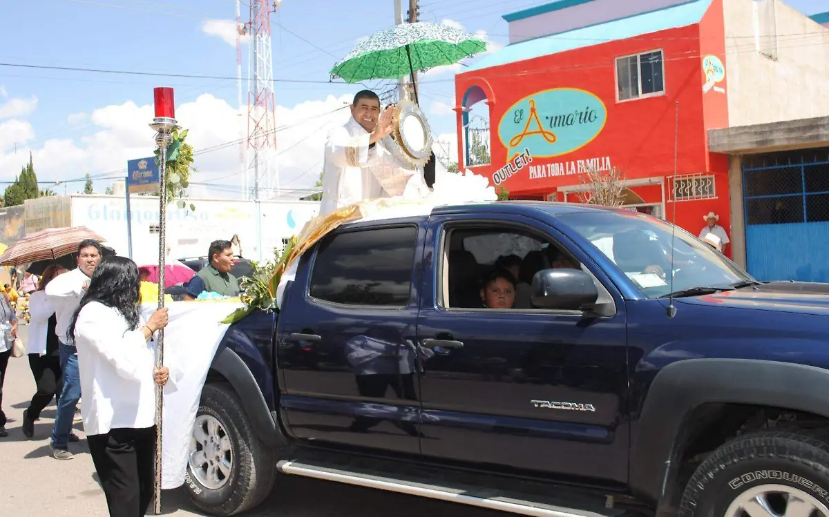 Honran a San Isidro Labrador en Guadalupe Victoria, Durango