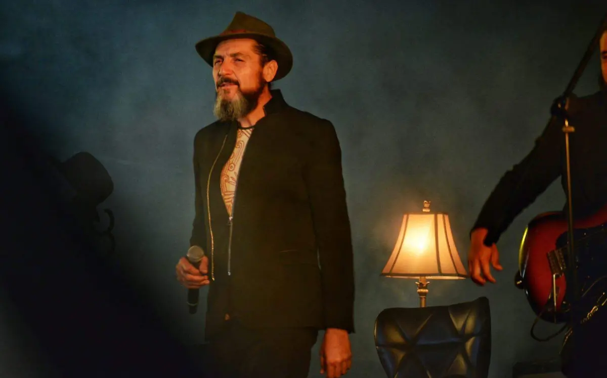 Reyli Barba enamoró a Durango