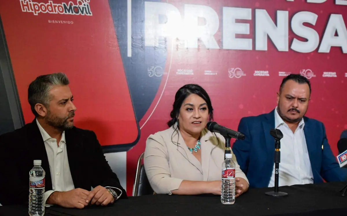 Presentan en Durango la App Hipodromóvil