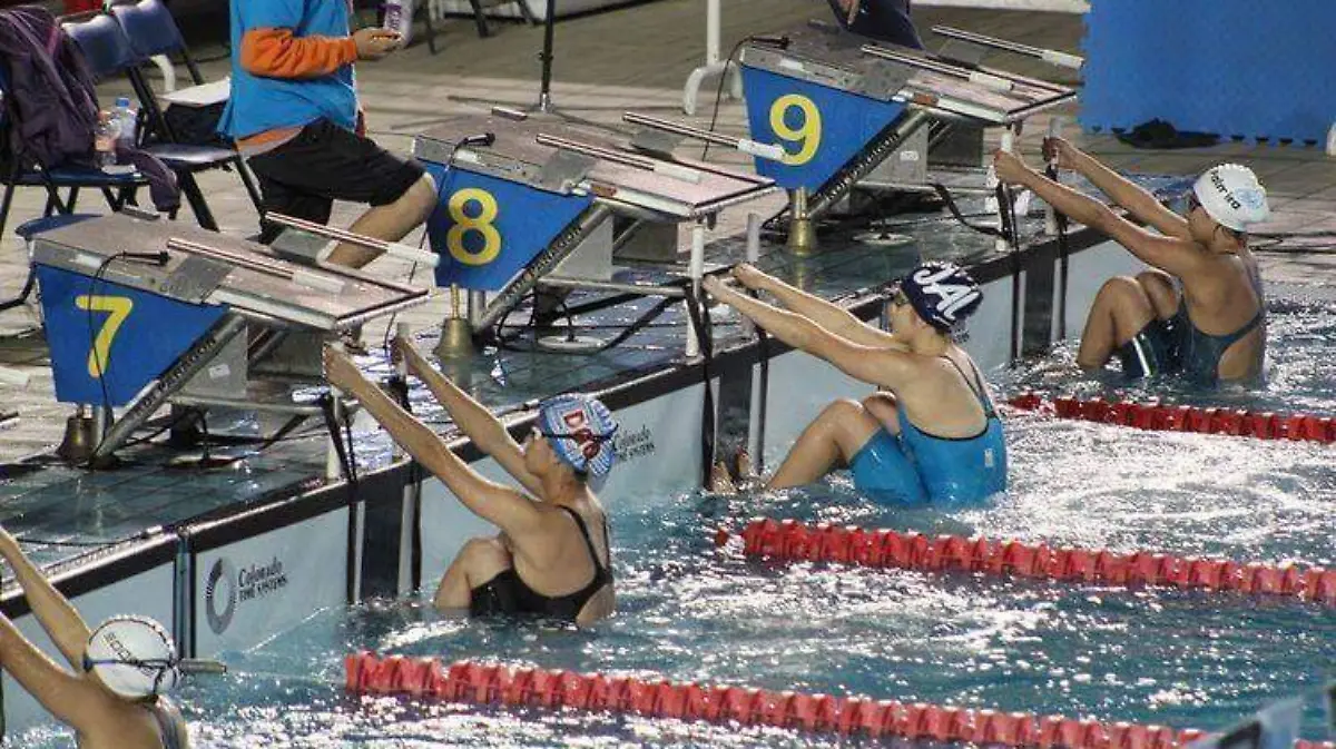 Aleza Martínez terminó en el tercer lugar en los 50 metros de pecho