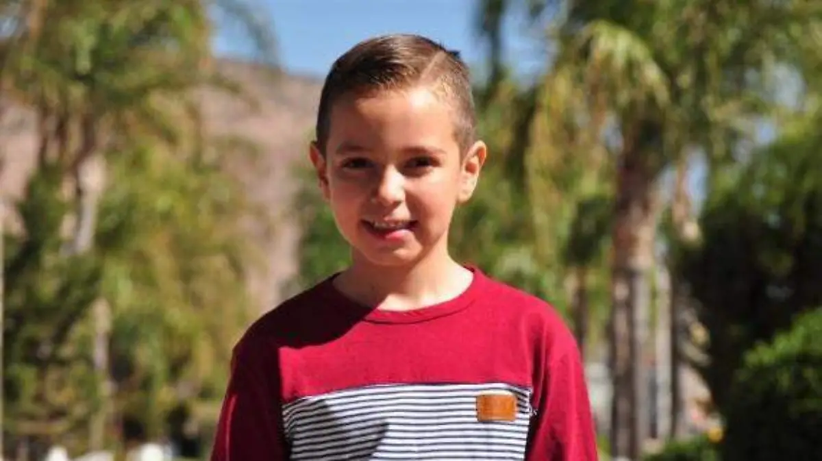 El niño José Jacobb Franco Quiñones es rey electo de la escuela primaria Lázaro Cárdenas