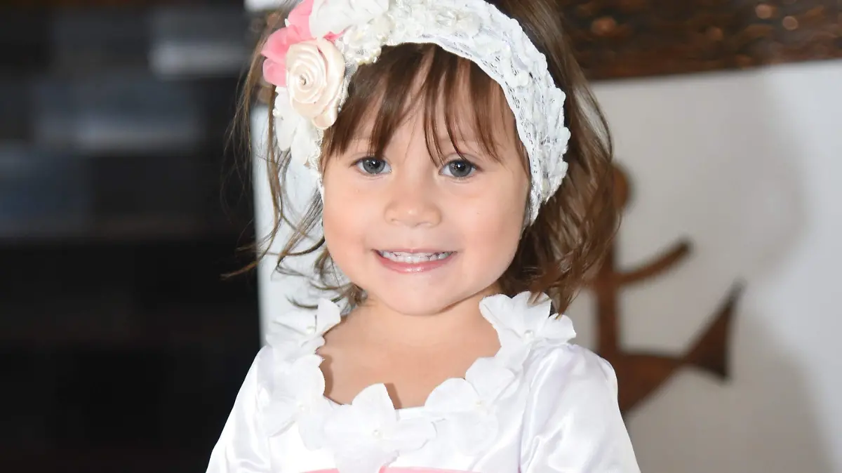 LA PEQUEÑA 1-C COLOR