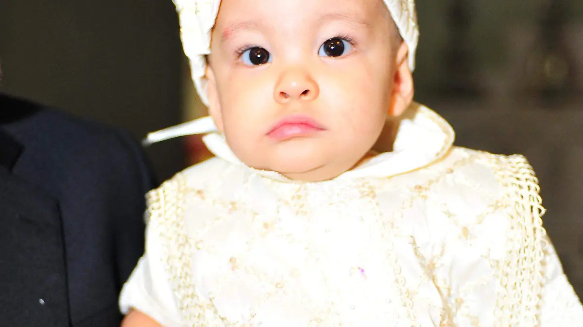 Bautizan al pequeño Luis Álvarez Reyes