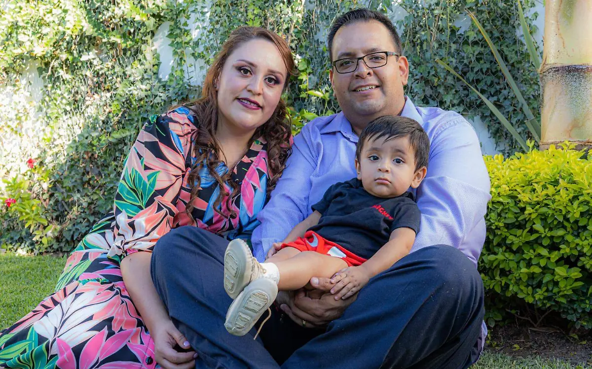 Bautizan a Emiliano Botello Castro