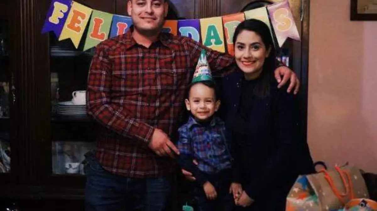 Emmanuel Coral Ceniceros y Karen Liliana H