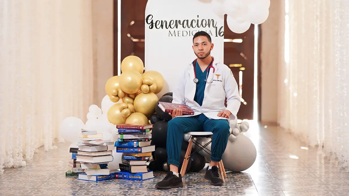 YA ES MÉDICO