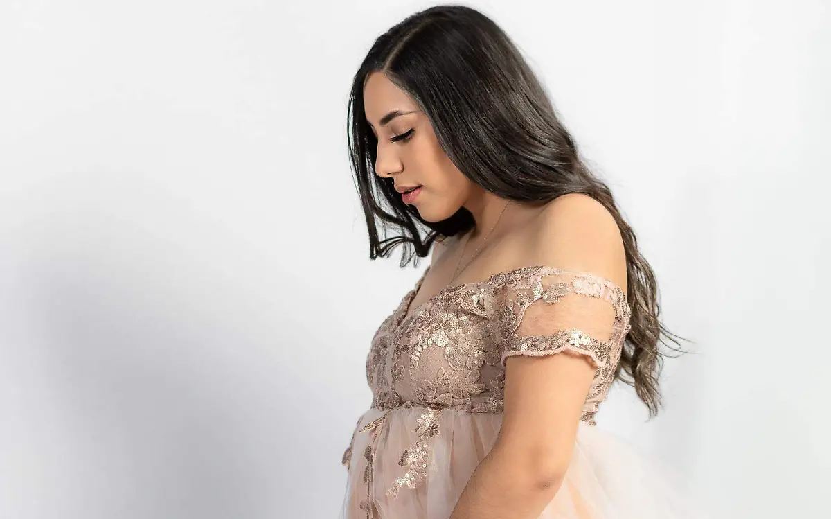 Luciendo su embarazo Selma Sifuentes