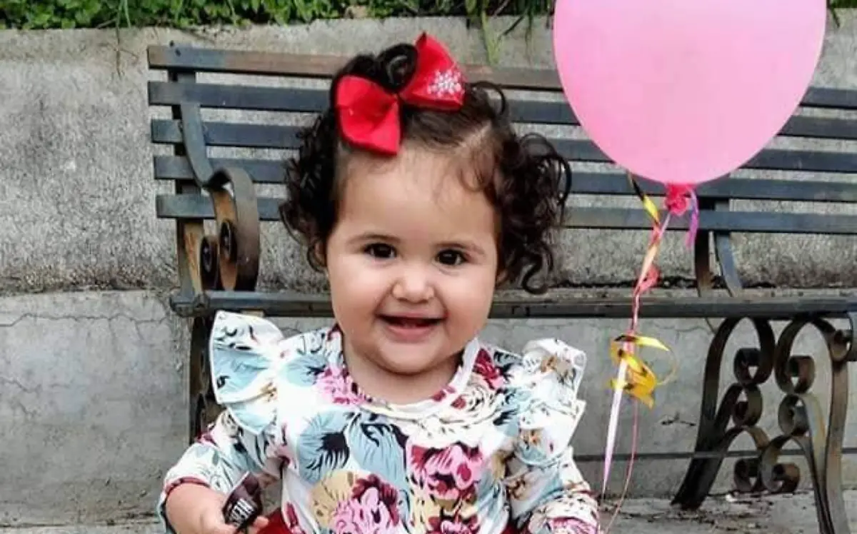 Muy linda la bebe Lya Maricel