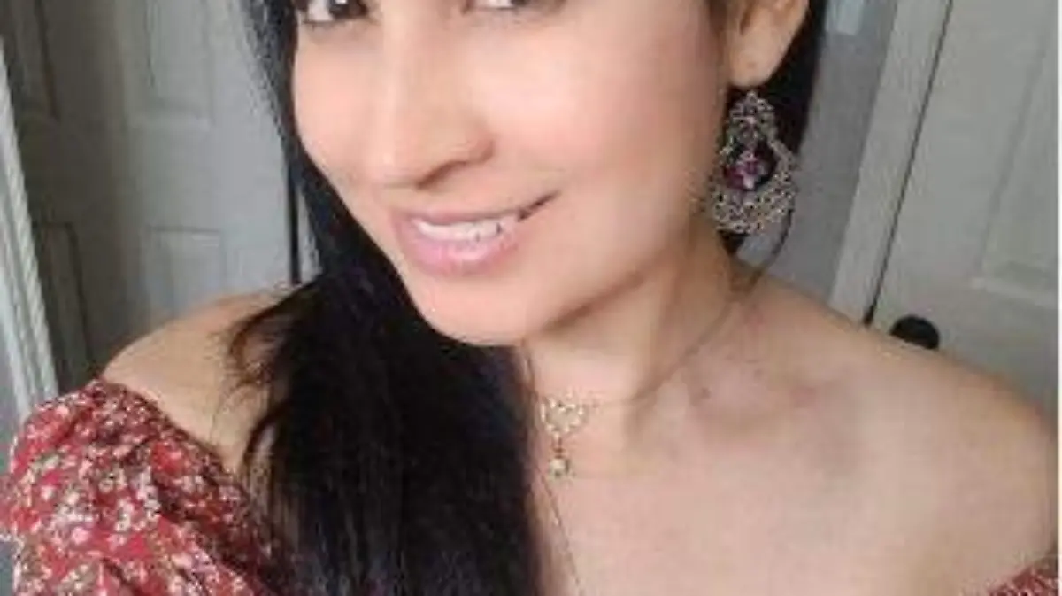 Sintia Maribel Contreras Huerta el día de hoy engalana este espacio social