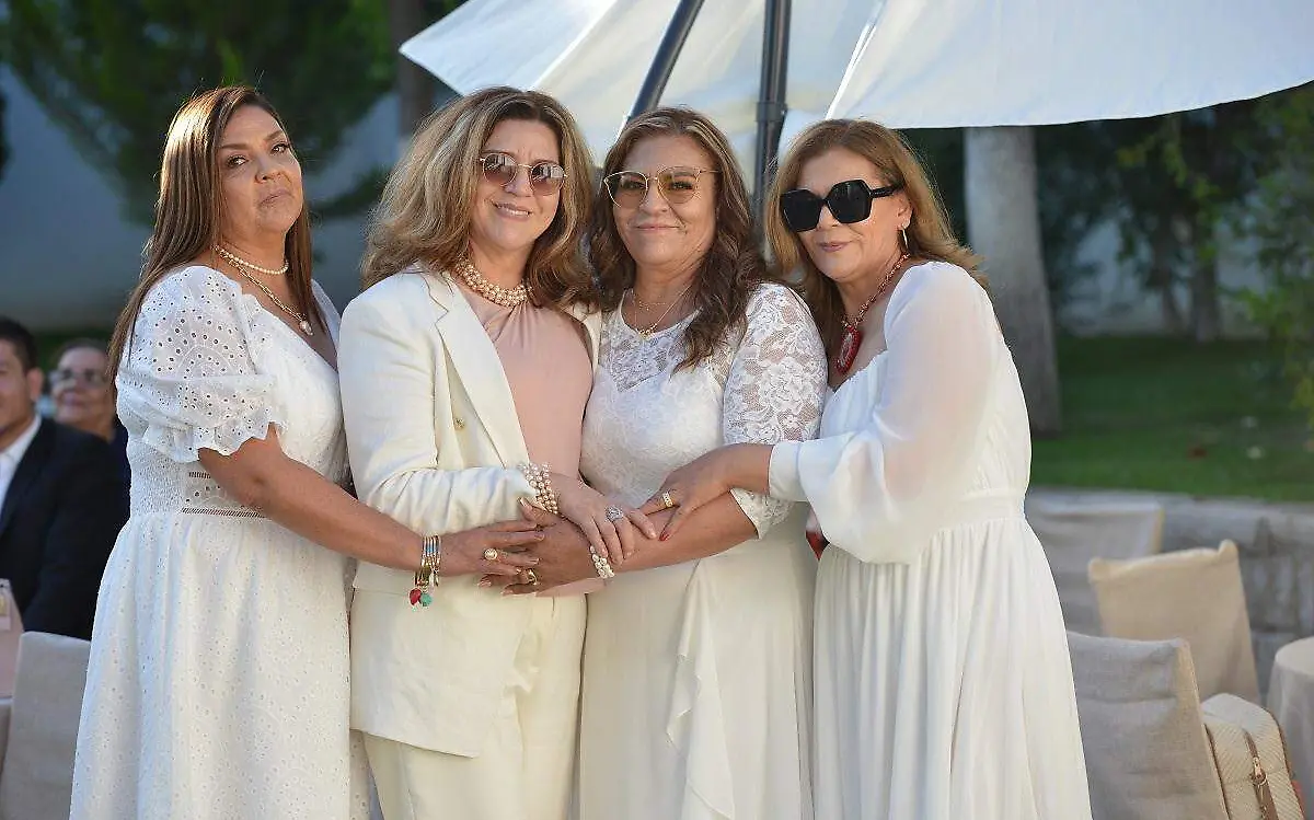 Homenaje póstumo a doña Juanita Rentería de Mercado (+)