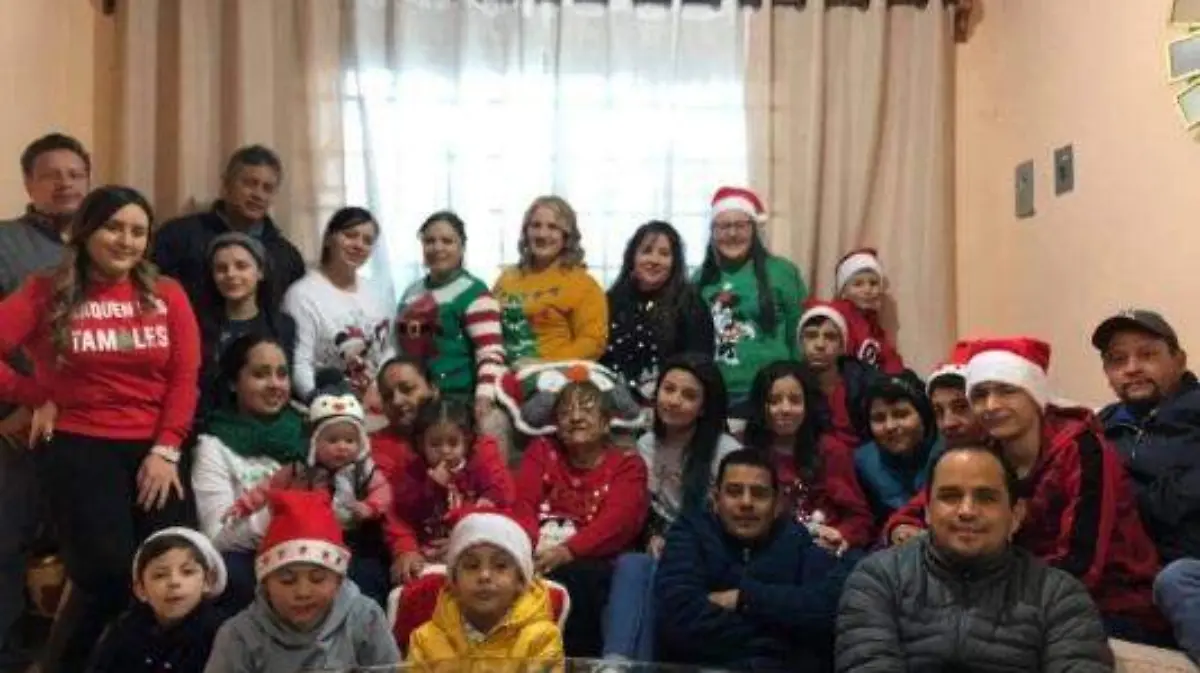 La señora Felícitas celebró estas fiestas decembrinas rodeada del cariño de sus hijos, hijas, nietos y nietas, así es la familia Herrera Duéñes