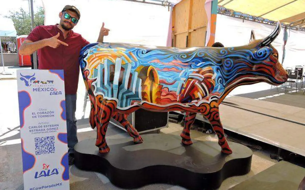 Inauguración de las obras de arte en las VACAS, plasmado por el artista Carlos Esteban Estrada Gómez