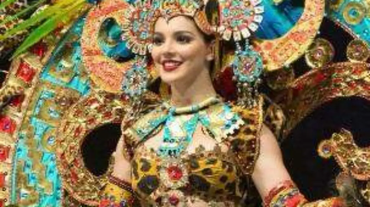 Atuendos Miss Universo