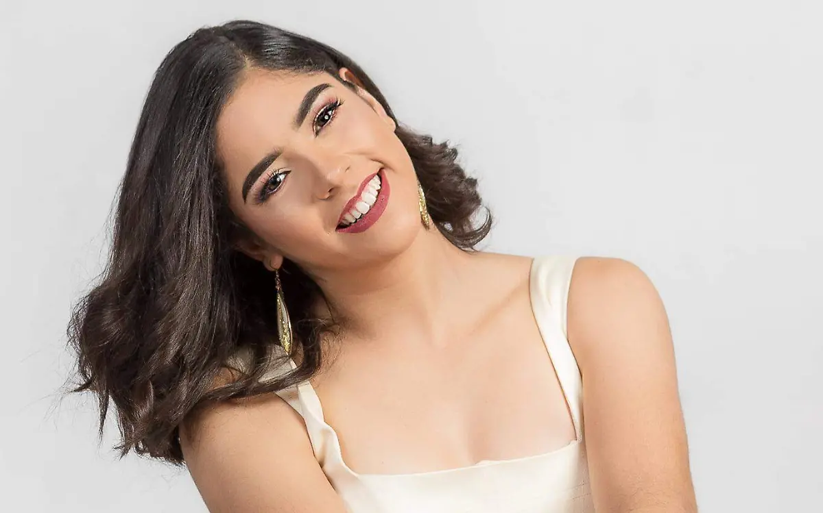 Muy  guapa Rayo, princesa Real de la 60 Feria de la Nuez