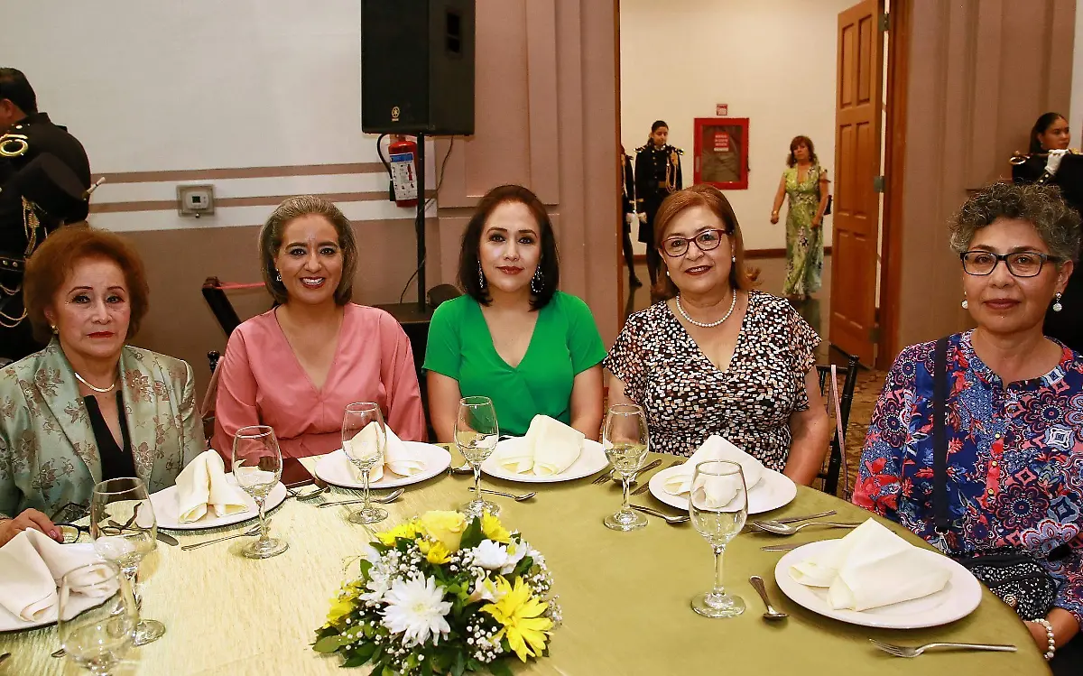 Toman protesta a Martha Rincón Arredondo