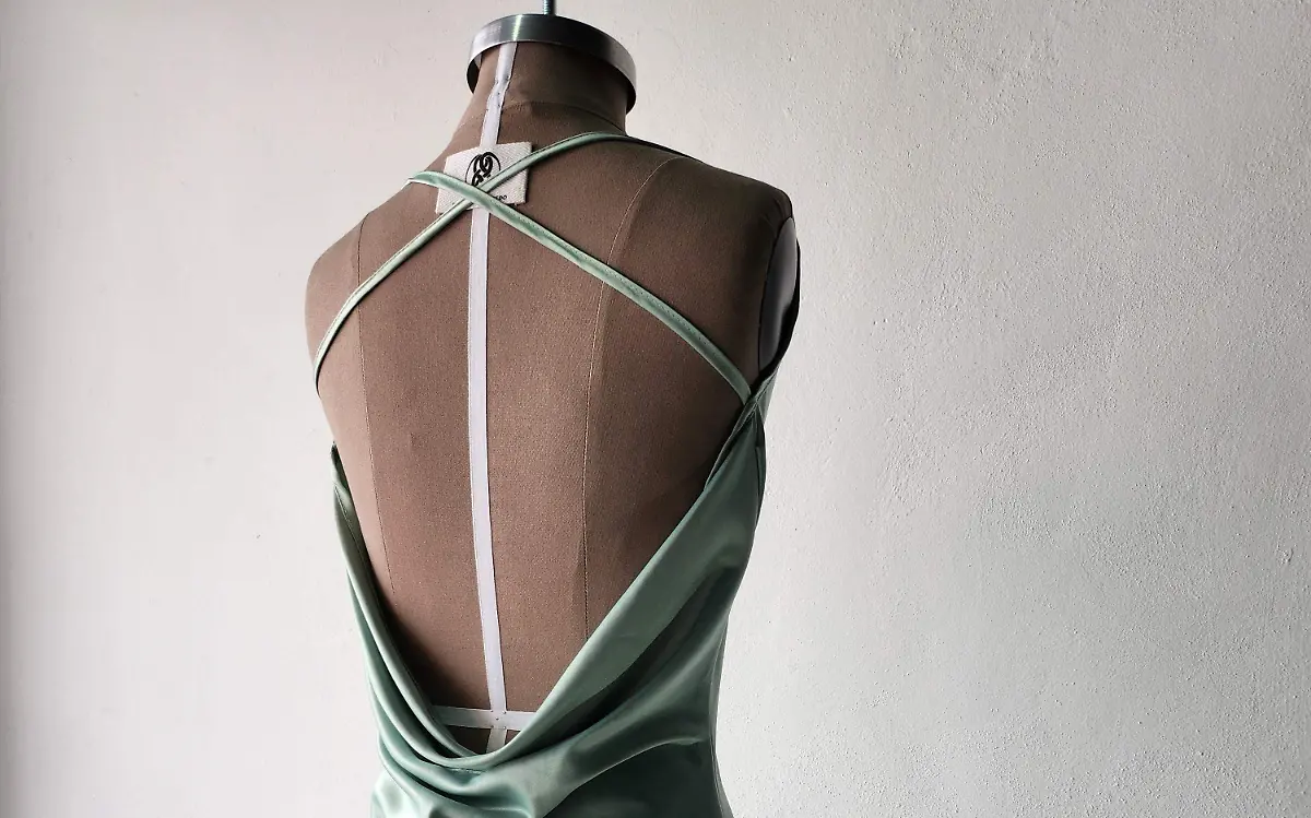 Eduardo Escobedo disfruta crear moda