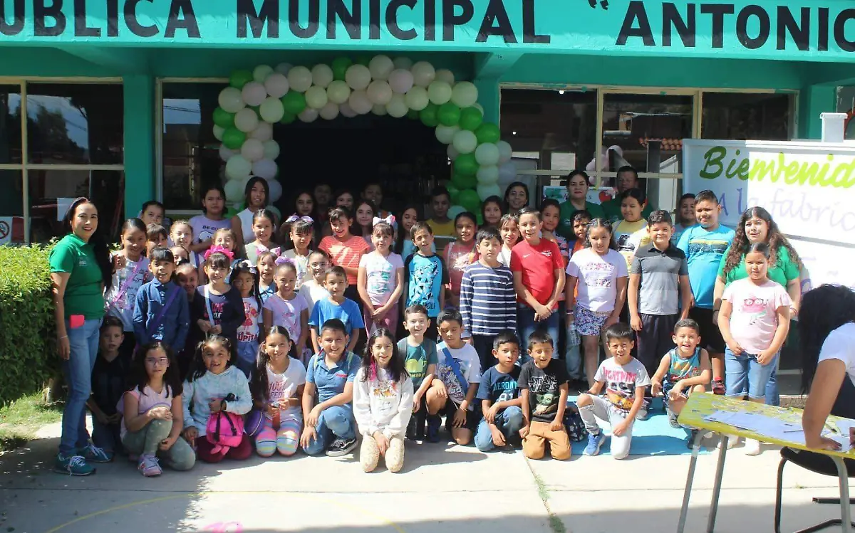Ángela Rojas inicia el programa Veraneando Canatlán 2023