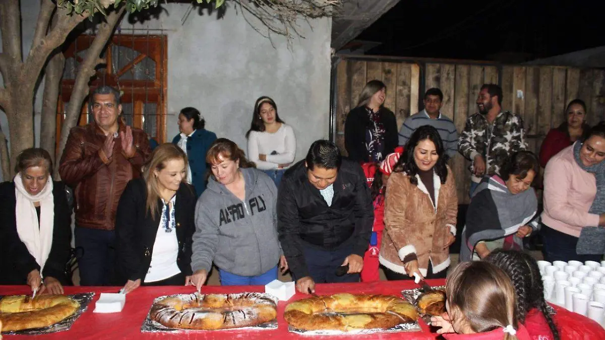 Continúa el convivio en todas las colonias de la cabecera por arte del alcalde Orlando