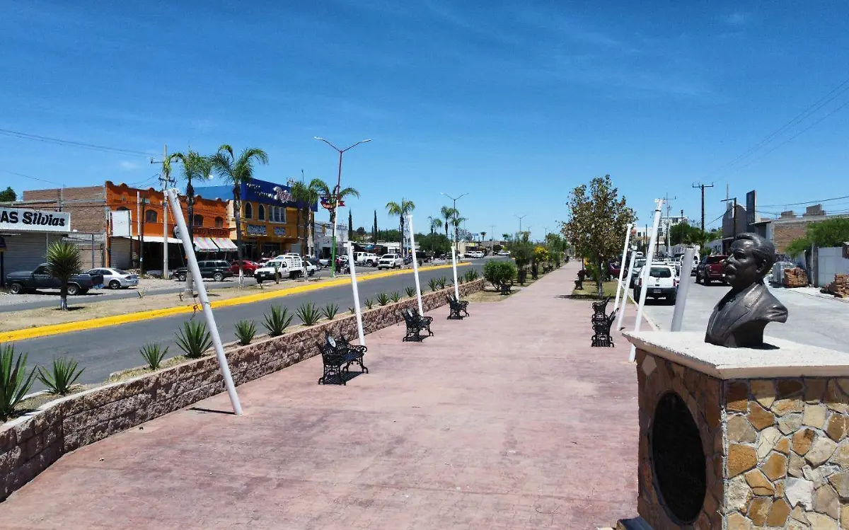 Paisanos reactivan la economía del municipio de Rodeo, Durango