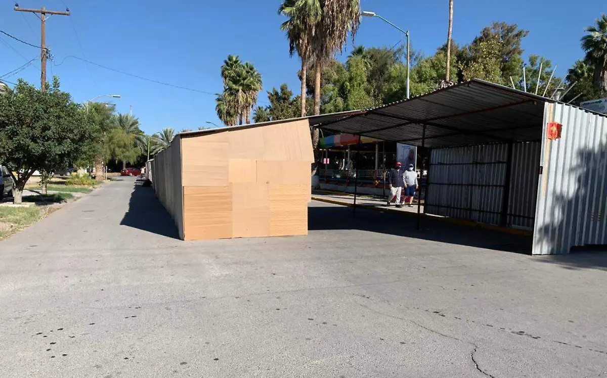 Instalan mercadito navideño en Gómez Palacio 