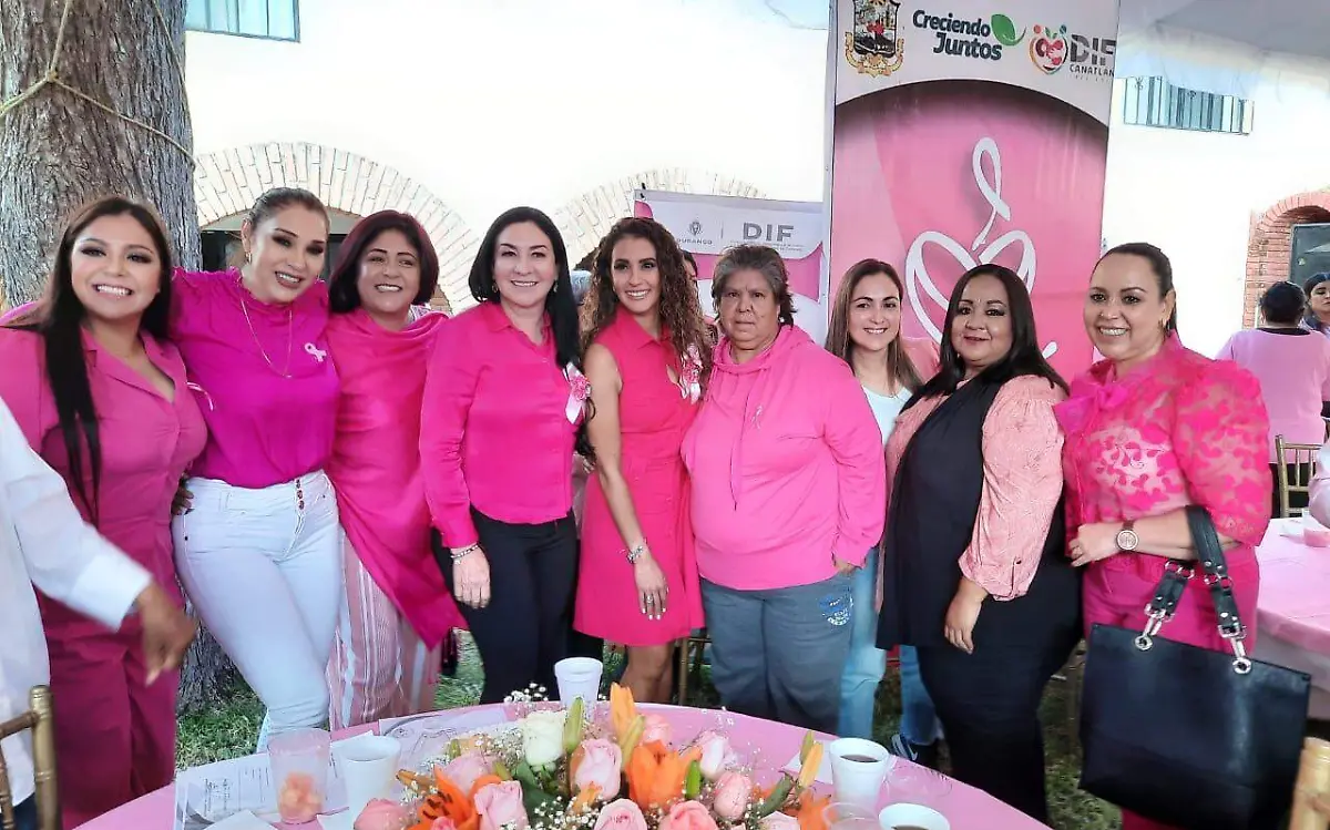 Convive Marisol Rosso con mujeres canatlenses
