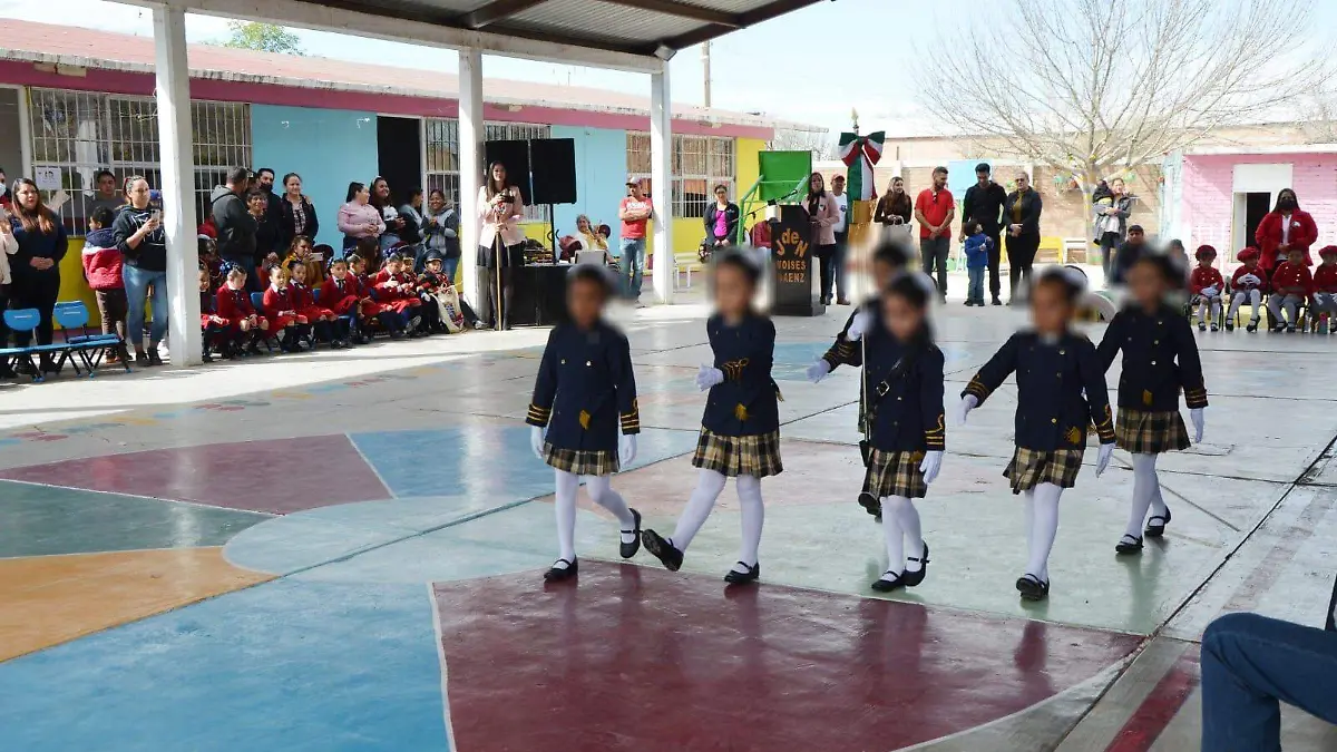 Realizan demostración de escoltas en Villa Unión Poanas