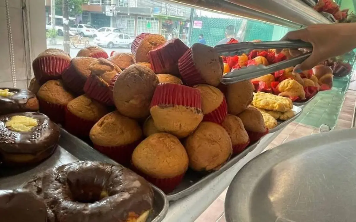 Pan de dulce producido en panadería mexicana