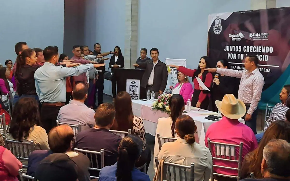 Rinde protesta el concejo de Desarrollo Económico de Canatlán