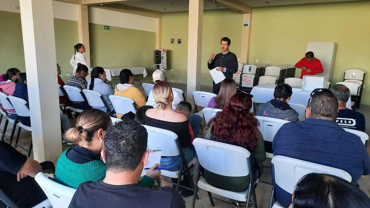 Jesús Álvarez, electo presidente de comité vecinal en fraccionamiento de Canatlán