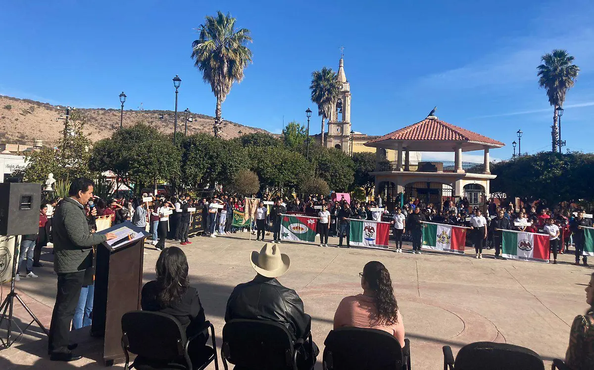 Conmemoran el Día de la Bandera en el municipio de Canatlán, Durango