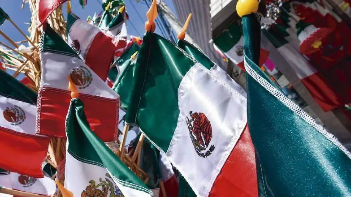 Conoce las irregularidades que tiene el Escudo Nacional Mexicano