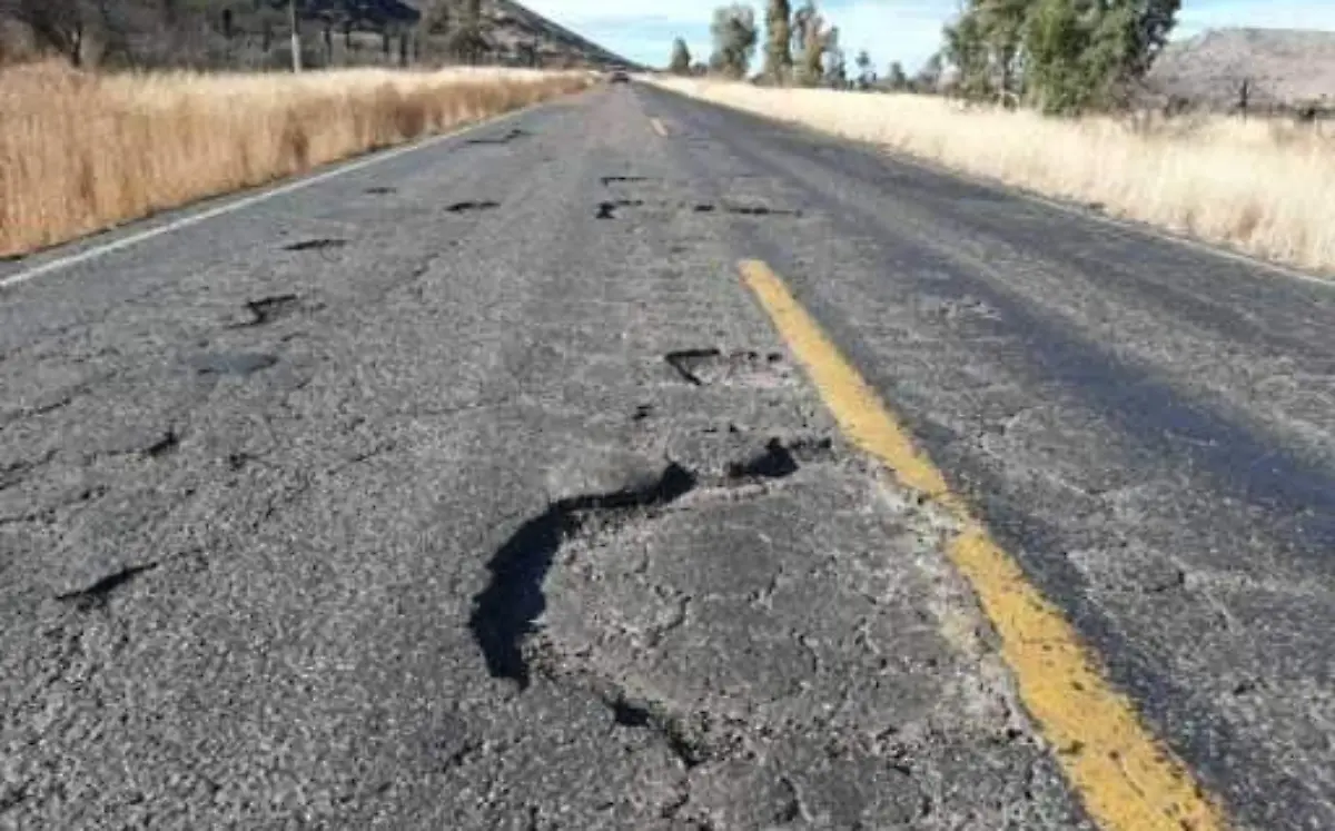Se deteriora la carretera Francisco Zarco en Canatlán y Nuevo Ideal, Durango