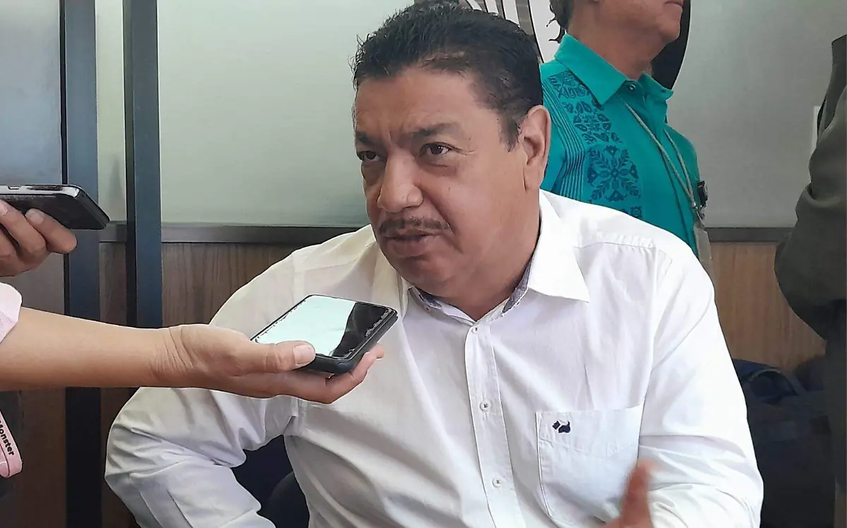 No es suficiente el aumento salarial a maestros