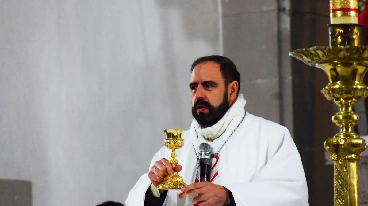 Señor Cura Martín Favela Rodíguez