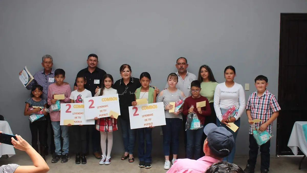 Realizan concurso de leyendas en las Poanas