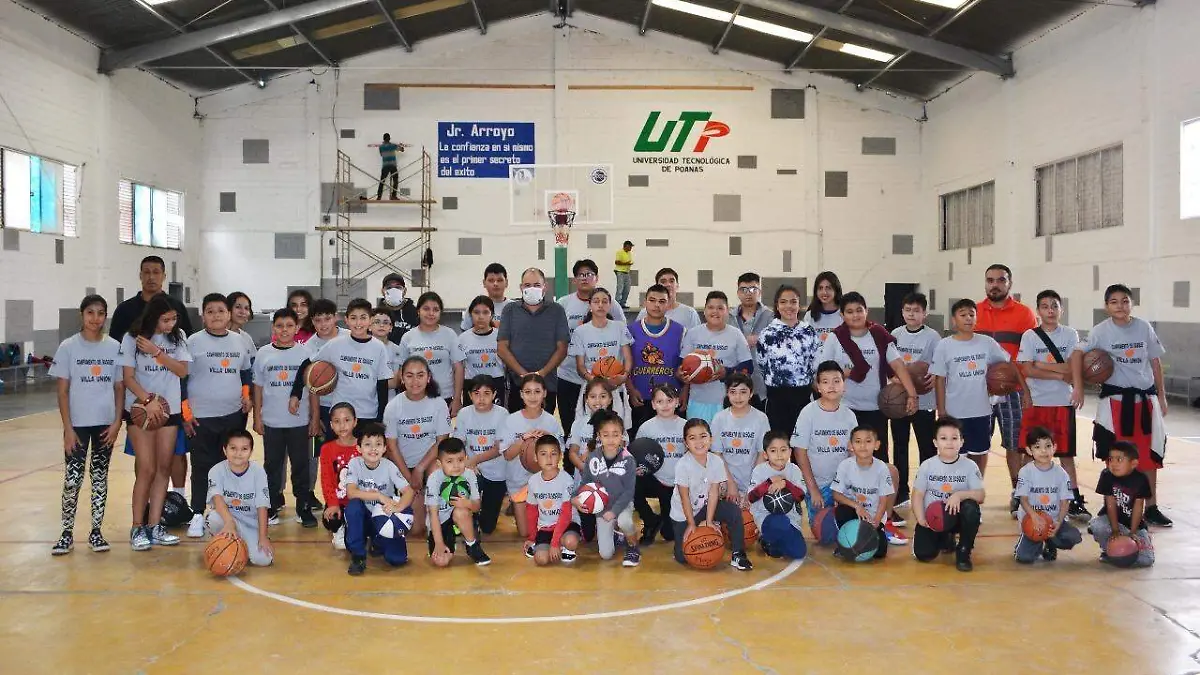 Campamento de basquetbol
