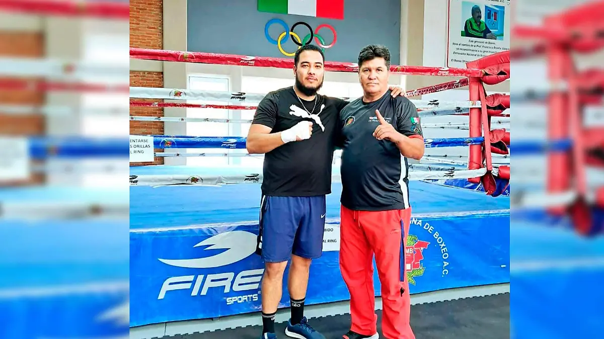 Capacitan entrenadores duranguenses de boxeo