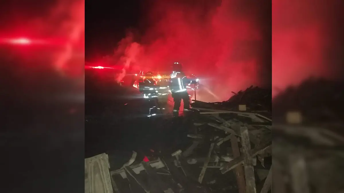 Se incendian dos terrenos en Durango capital 